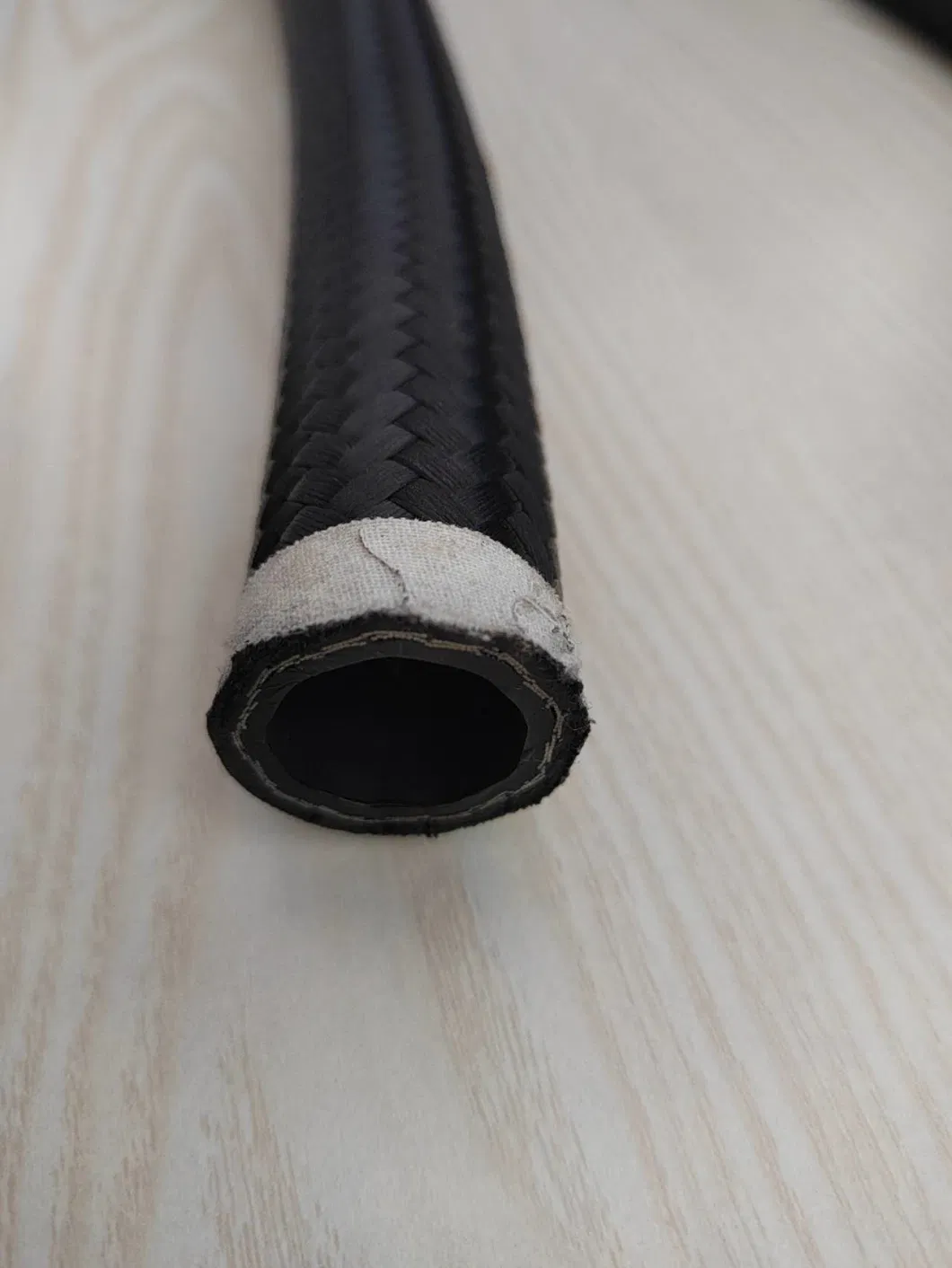 SAE100r5 Wire Braid Textile Covered Hose Hydraulic Ruber Pipe Tube Factory High Pressure Mining Industrial Equipment Fluid