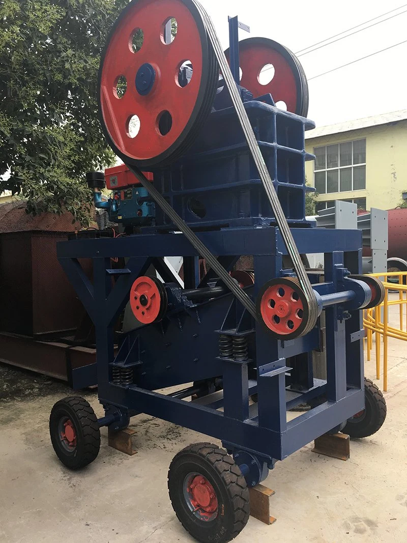 Small Mobile Gold Ore Primary Crushing Equipment Stone Aggregate Mining Machine Jaw Crusher with Diesel Engine