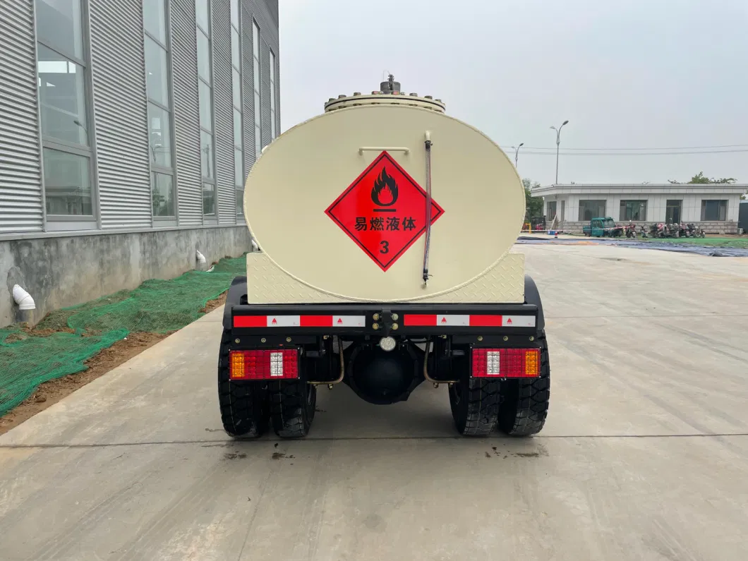 Multiple Refueling Functions Tank Car with Dump Truck Oil Absorption Function