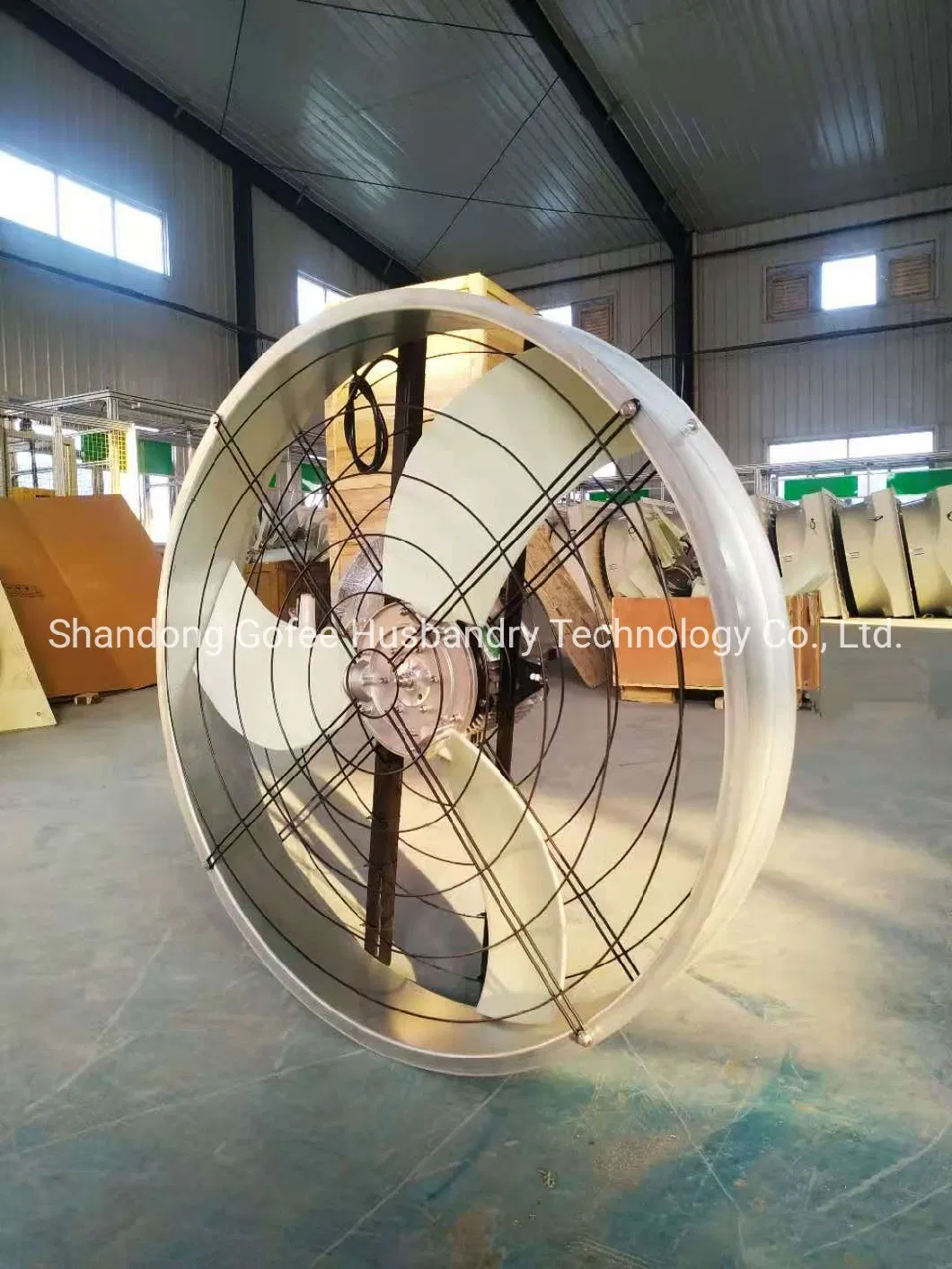 Galvanized Steel Shell Hanging Ceiling Exhuast Fan for Dairy Farm Cowshed Poultry House