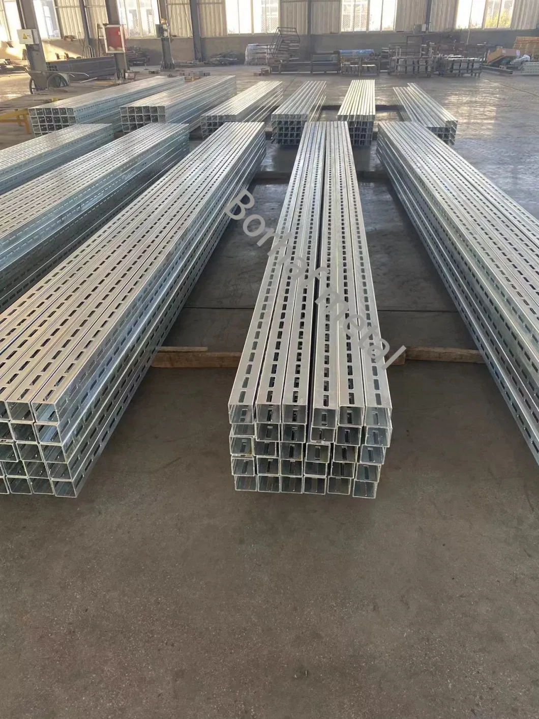 Customzied Punched Tube Gal Shs Galvanized Steel Perforated Square Tube