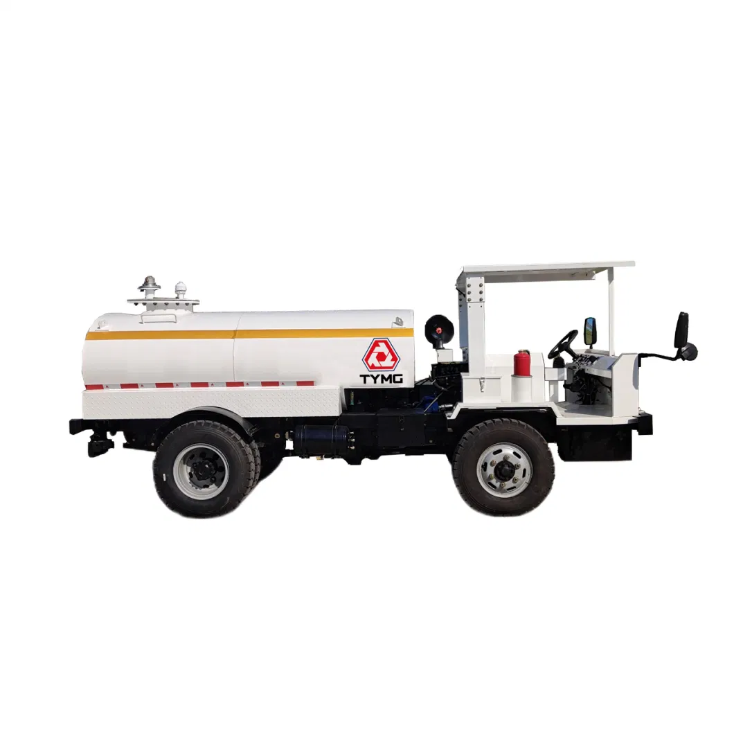 Multiple Refueling Functions Tank Car with Dump Truck Oil Absorption Function