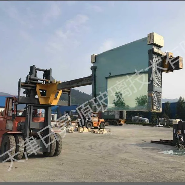 Forklift Attachment for Glass Crates Unload From Container