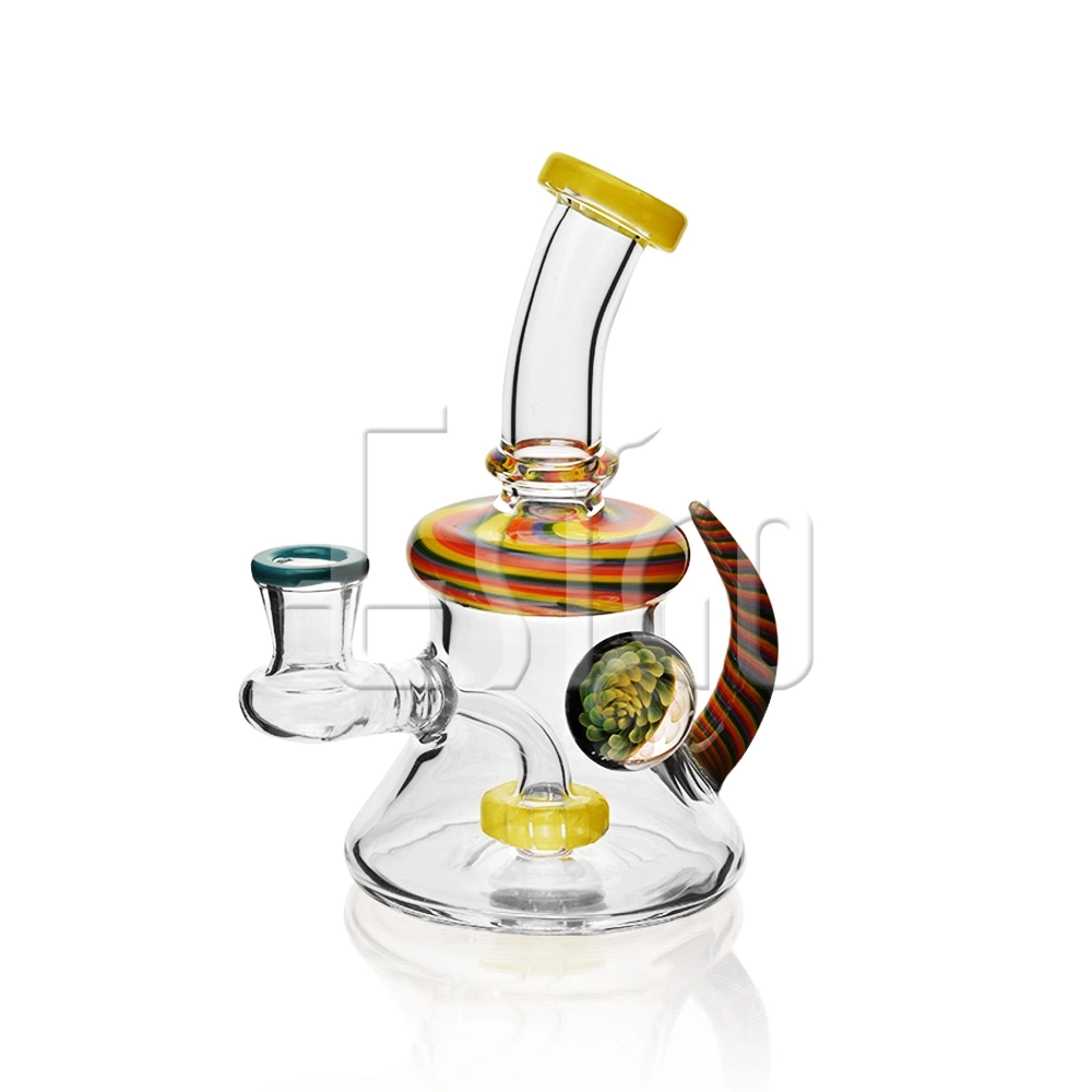 Esigo Glass Heady Mini DAB Rig USA Yellow Color Wig Wag Tail Flower Pendant Glass Water Pipe Glass Smoking Pipe with Glass Bowl