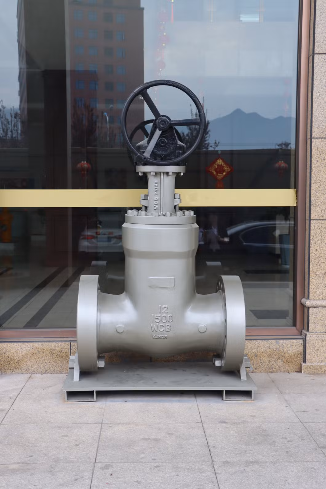 Factory Direct Sale Customizable on Request High/Low Pressure Control Flat Gate/Check/Globe/Ball/Butterfly Valve for Industrial Oil Water Natural Gas