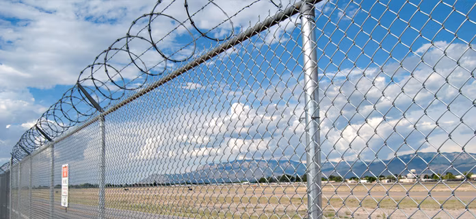 Galvanized PVC Diamond Wire Mesh Chain Link Fence/Chain Link Fence/Security-Fence/Chain Link Gates/Cyclone Fence/Farm-Fence/Chain-Link-Fence/Fencing Netting