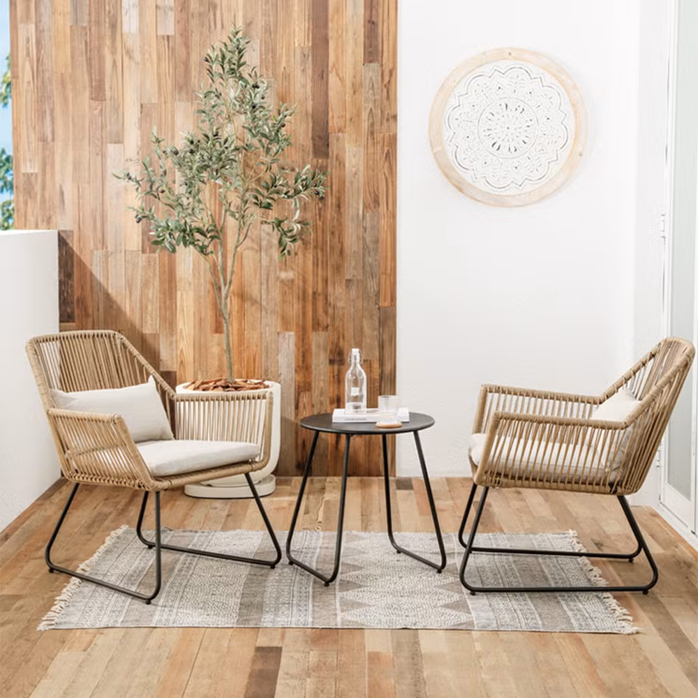 Hot Sale Simple Newest Design Pool Outdoor Garden Furniture Luxury Rattan Wicker Outdoor Chair
