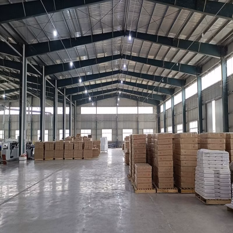 Factory Wholesale Outside Simple Picnic Camping Garden Rattan Leisure Table and Chair