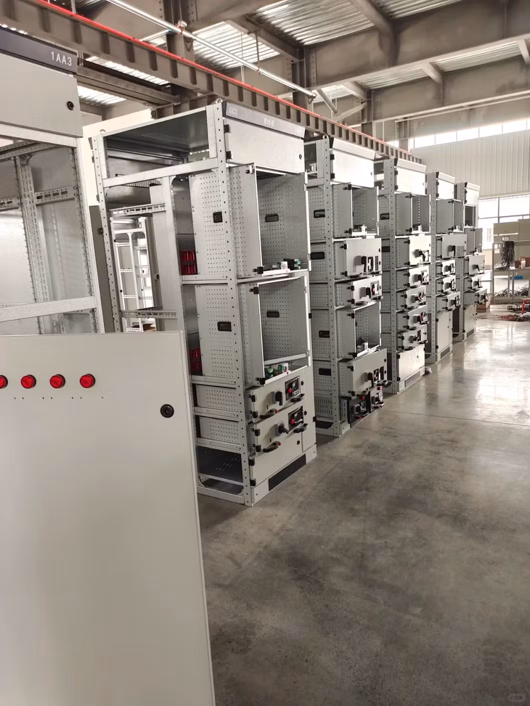 Efficient Complete Set of Low Voltage Switchgear for Indoor Applications