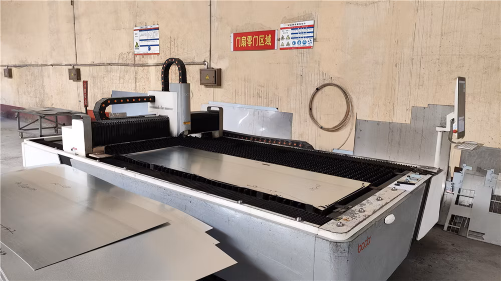 Low Price Thermal Insulation Grill Design Steel Casement Sliding Aluminum Profile Metal Windows