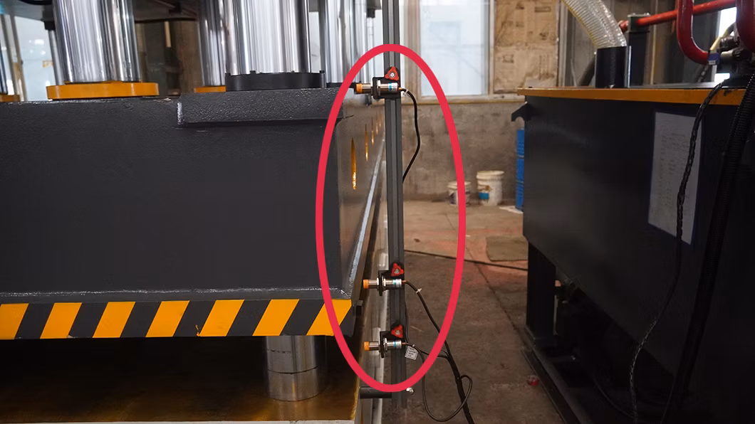 500-Ton Hydraulic Press, 500-Ton Stretching Machine, Eight-Column Hydraulic Press, 500-Ton Fiberglass Molding Hydraulic Press