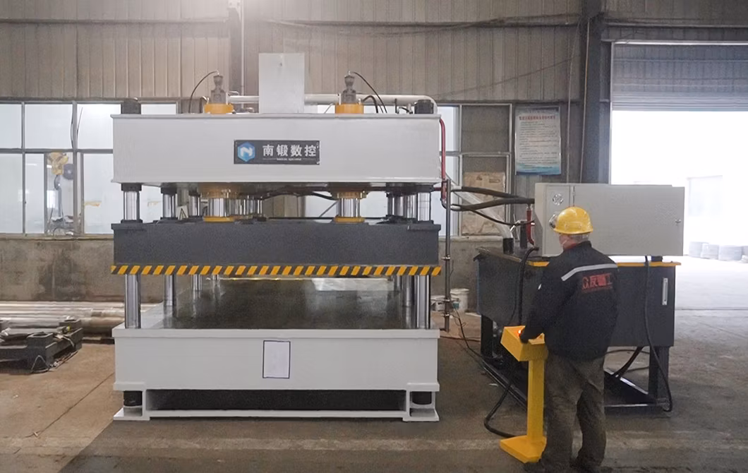 500-Ton Hydraulic Press, 500-Ton Stretching Machine, Eight-Column Hydraulic Press, 500-Ton Fiberglass Molding Hydraulic Press