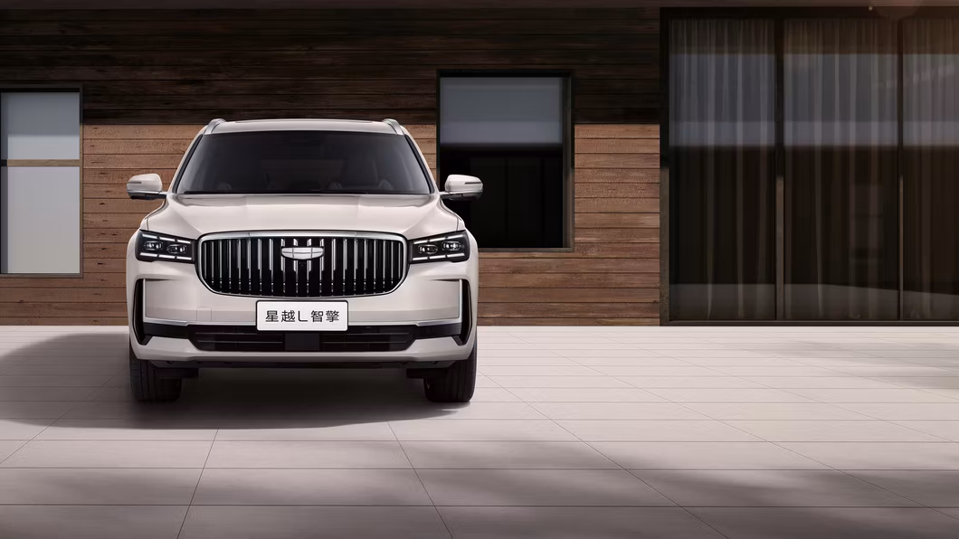 Sino Xingyue L Intelligent Electric Car China Manufacturing 5-Door 5-Seater SUV Seat Electric Secondhand Vehicle Silver Utility Passenger Vehicle