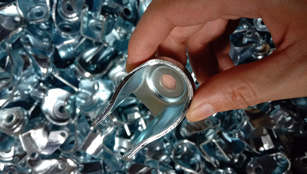 Expert Manufacturing Facility Precision Part Machining Part Lead Accurate Road Roller Component