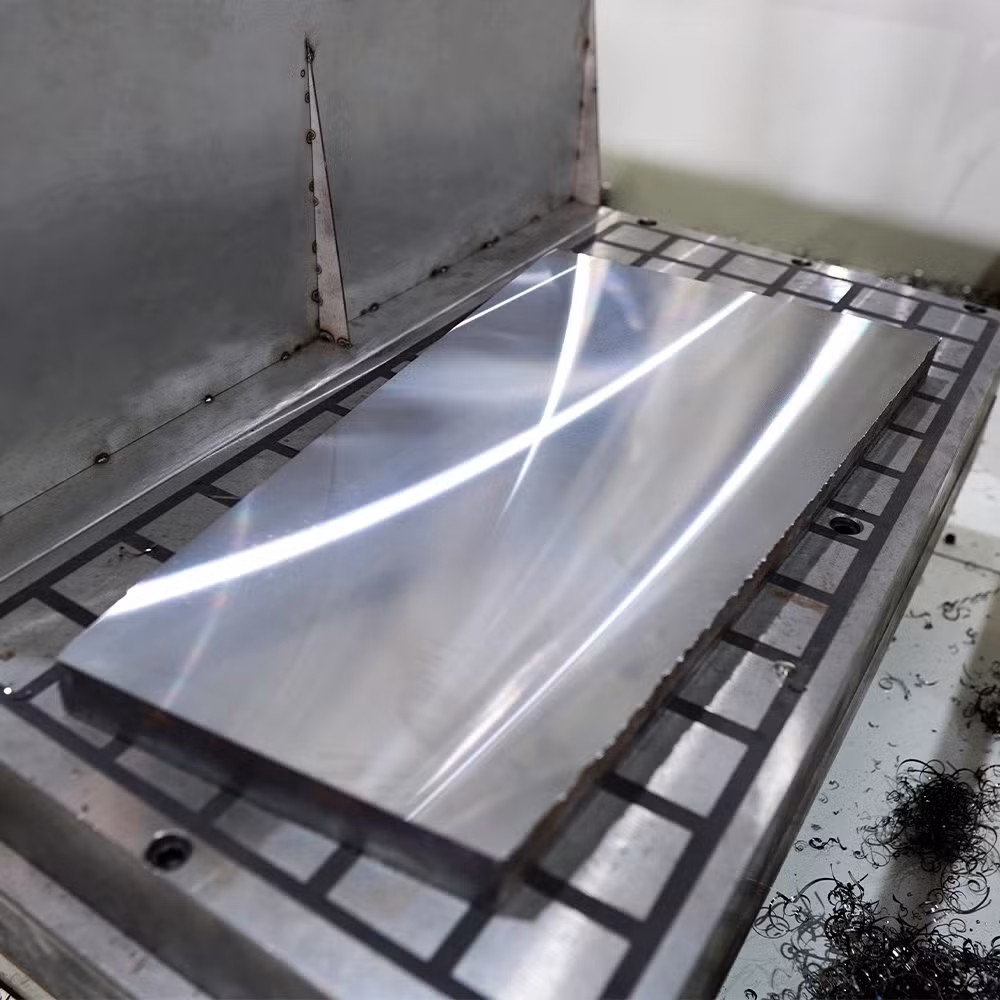 High Precision CNC Plate Mill Machine Tool Metal 3 Axis Vertical Milling Machine