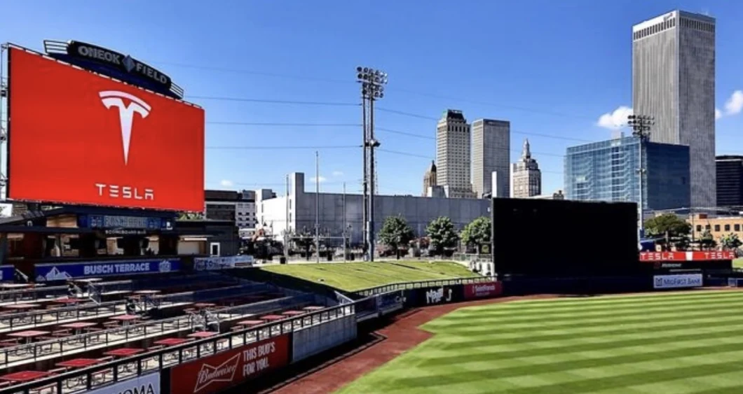 Sports Arena LED Display Perimeter Scoreboard