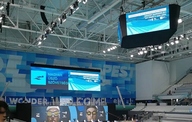 Flexible Rental LED Screen Solution Indoor LED Signage Board