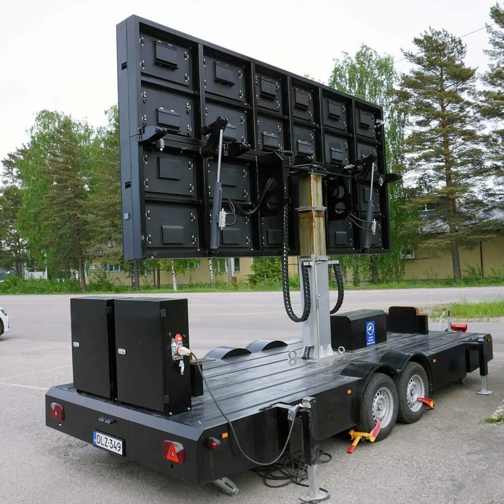 Large Screen 16sqm Outdoor Waterproof Performance Advertising Mobile Lifting Rotating Trailer LED Display Screen