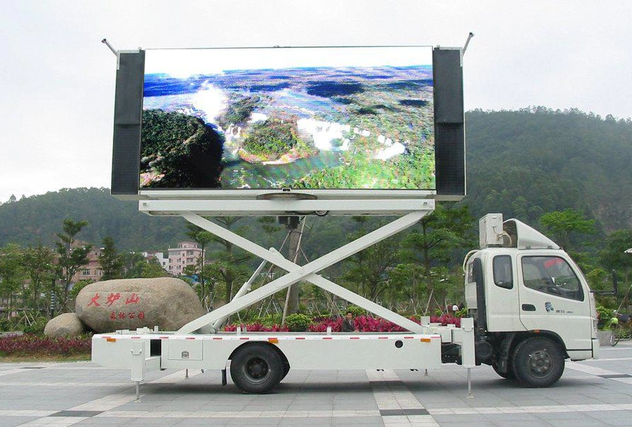 High Brightness LED Display Panel Full Color P2.5 Outdoor Big Screen for Advertising