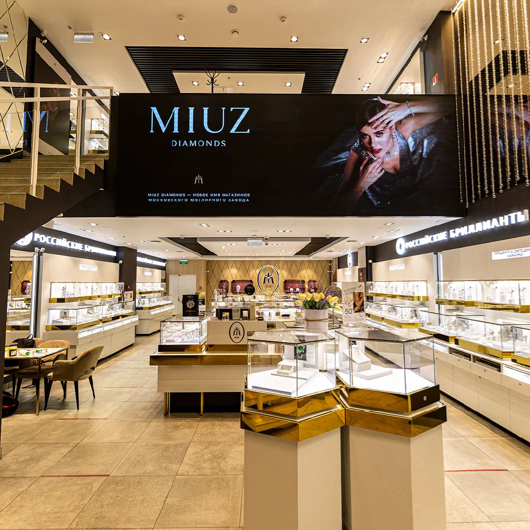 Flexible LED Screen for Retail Stores