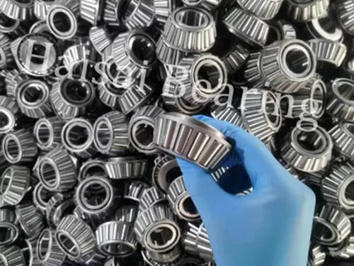 Factory Outlet Tapered/Cylindrical Roller/Thrust Ball/Needle/Stainless Steel/Wheel Hub/Rolling Bearing with High Quality and Long Life