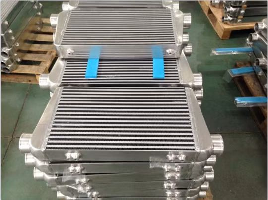 High Quality Polished Aluminium Universal Intercooler for Engine Cooling System