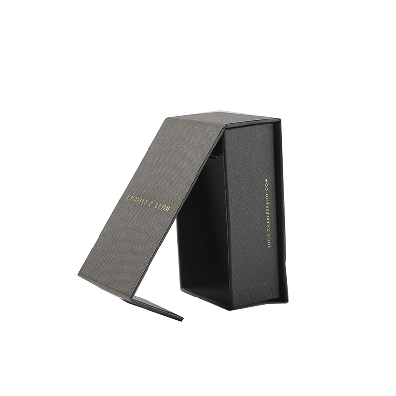 Matte Custom Logo Cardboard Flip Top Magnetic Gift Packaging Boxes with Foam Insert