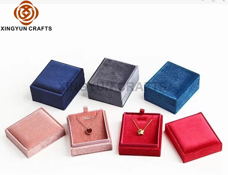 Customized Special Heart Shape Jewelry Packaging Box Popular Satin Jewel Display Storage Gift Box