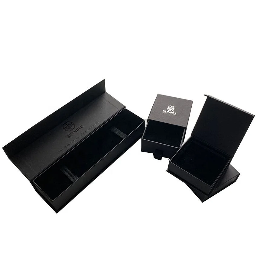 Luxury Custom Logo Silver Foiled Bracelet Bangle Packaging Clamshell Magnet Cardboard Jewelry Box