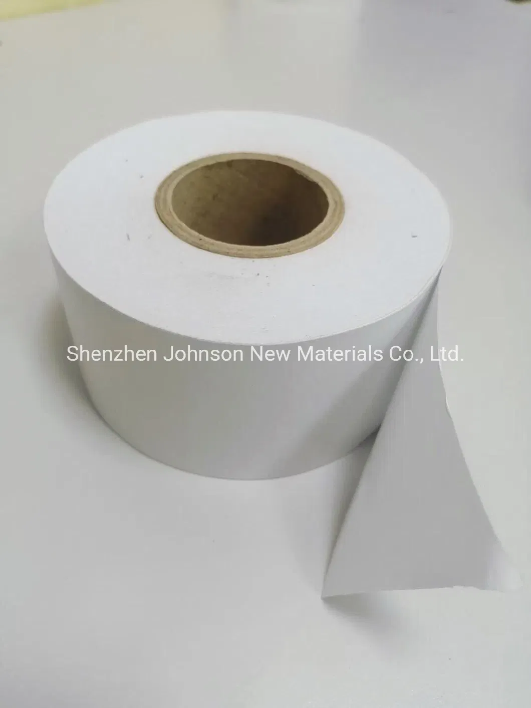 China Manufacturer Blank Direct Transfer Thermal Paper Roll Linerless Label for Digi Scale