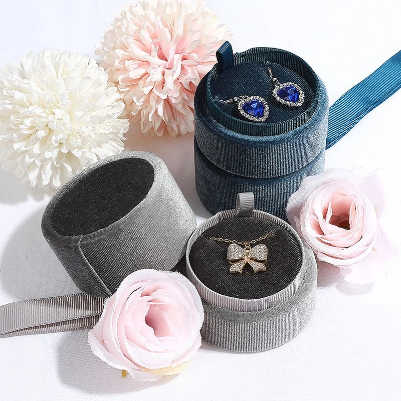 Made in China Wholesale Cylinder Velvet Pearl Jewelry Box Jewelry Storage Box