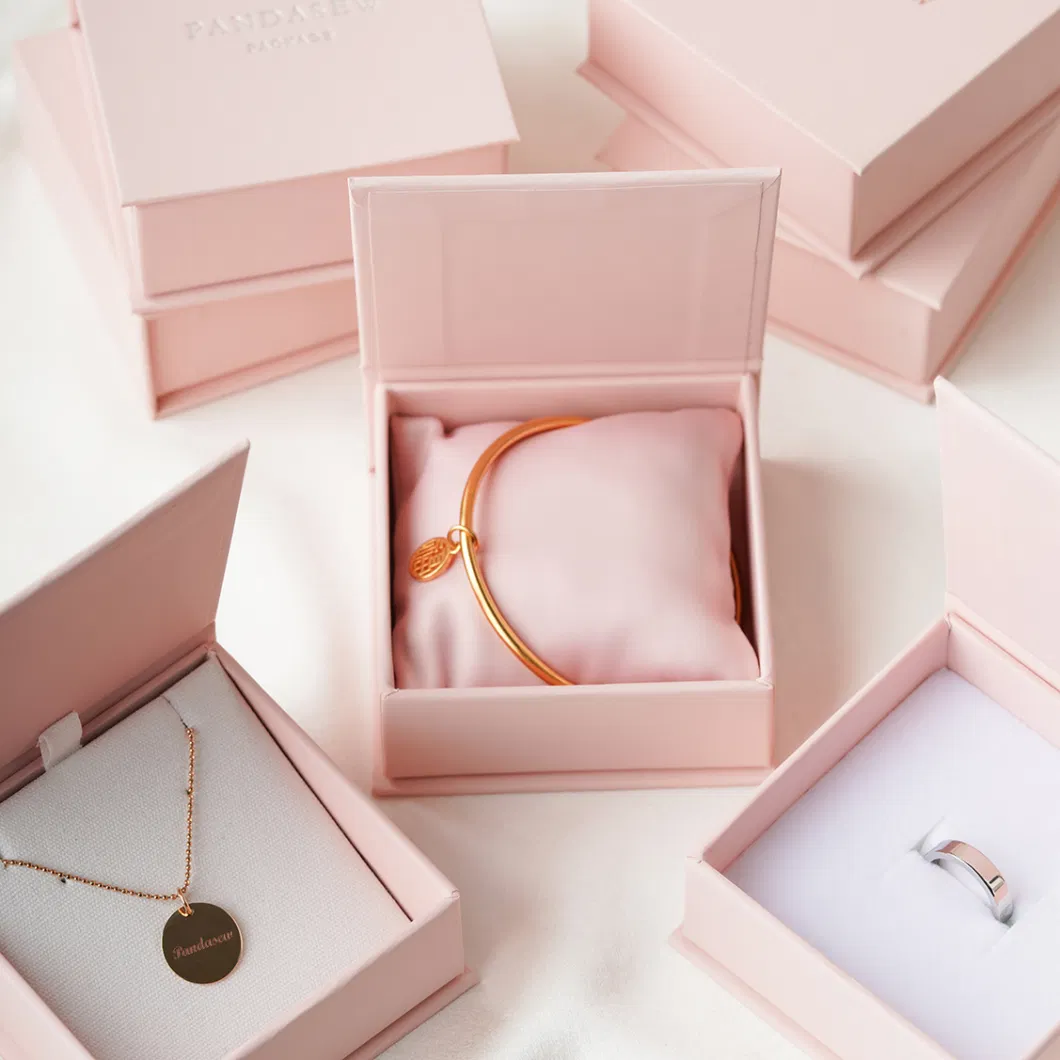 Pandasew 8*8*3.5cm Paper Box Custom Bracelets Watch with Pillow Personalized Logo Jewelrybox