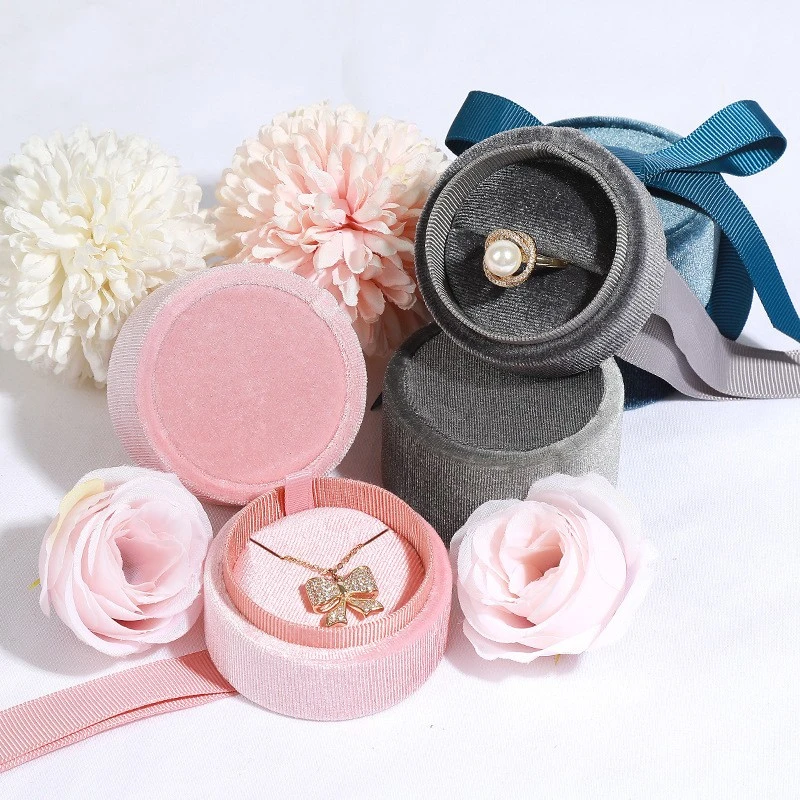 Made in China Wholesale Cylinder Velvet Pearl Jewelry Box Jewelry Storage Box