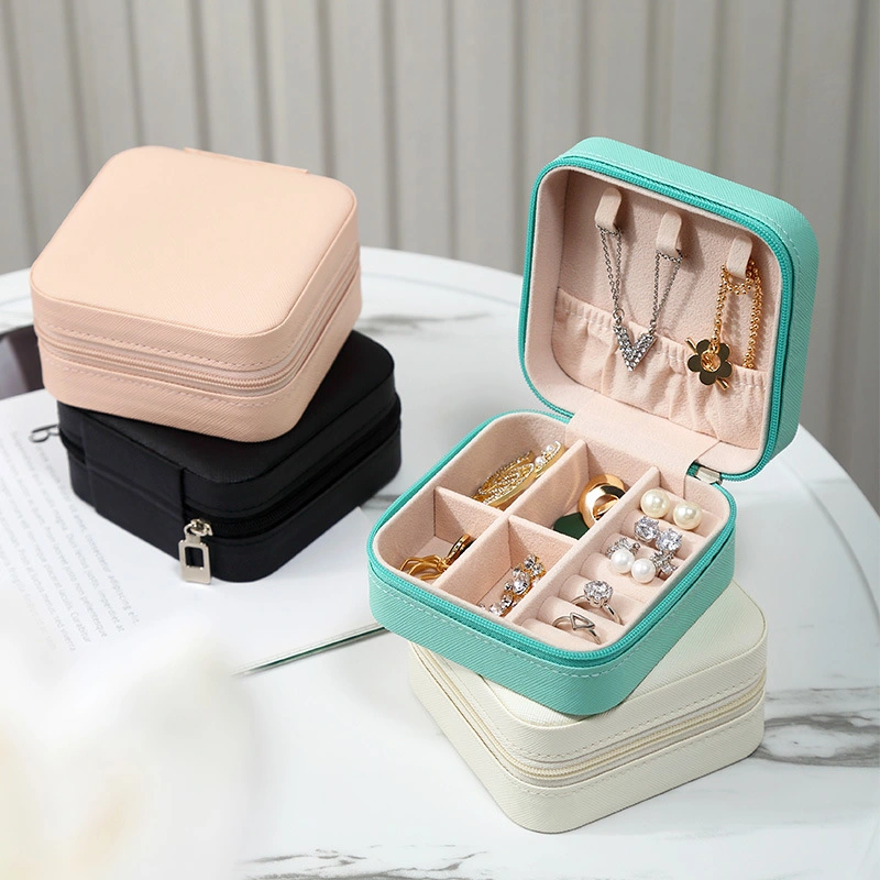 Personalized Jewelry Box Leather Travel Jewelry Box Gift for Bridesmaid Christmas