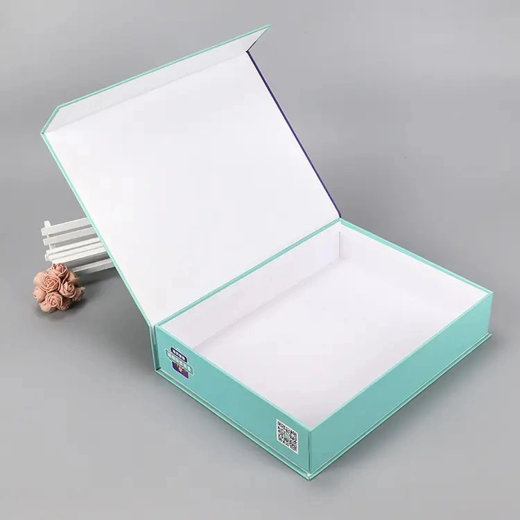 Book-Type Magnetic Closure Gift Box Specialty Paper Material Packaging Boxes with Gold Hot Stamping Process