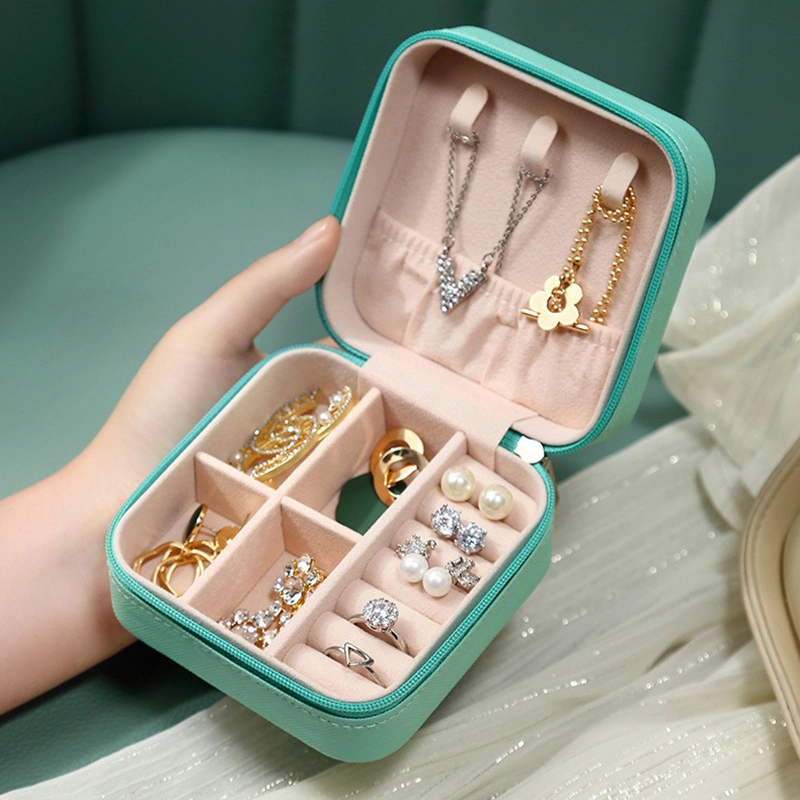 Personalized Jewelry Box Leather Travel Jewelry Box Gift for Bridesmaid Christmas