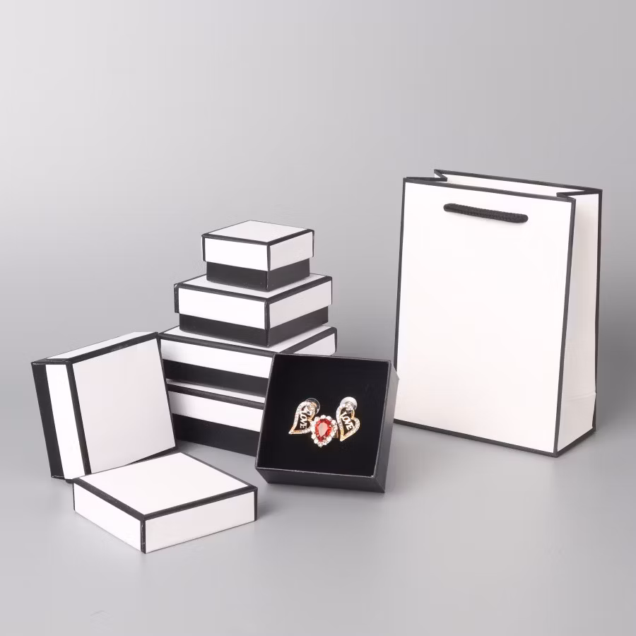 Wholesale Customized Logo Jewelry Packaging Boxes Food Gifts Round Gift Boxes