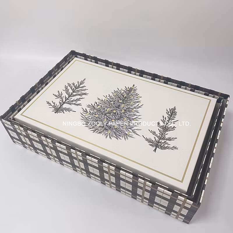 Custom Golden Foil Christmas Holiday Wedding Paper Gift Box Cosmetic Toy Game Packaging Storage Keepsake Boxes