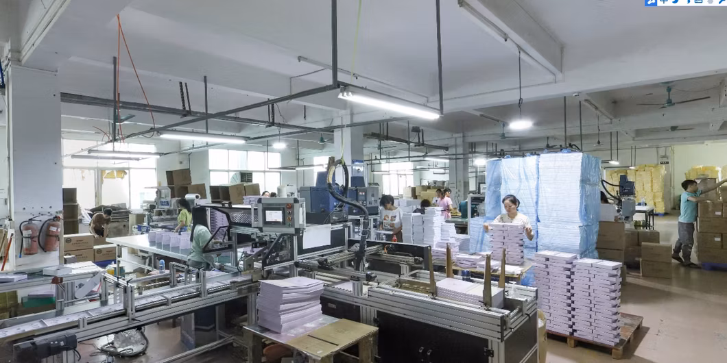 Custom Wholesale Wine Liquor Packing Carton Packaging Brandy Whiskey Vodka Champagne Gin Vermouth Rum Vermouth Liqueur Cardboard Package Paper Gift Box