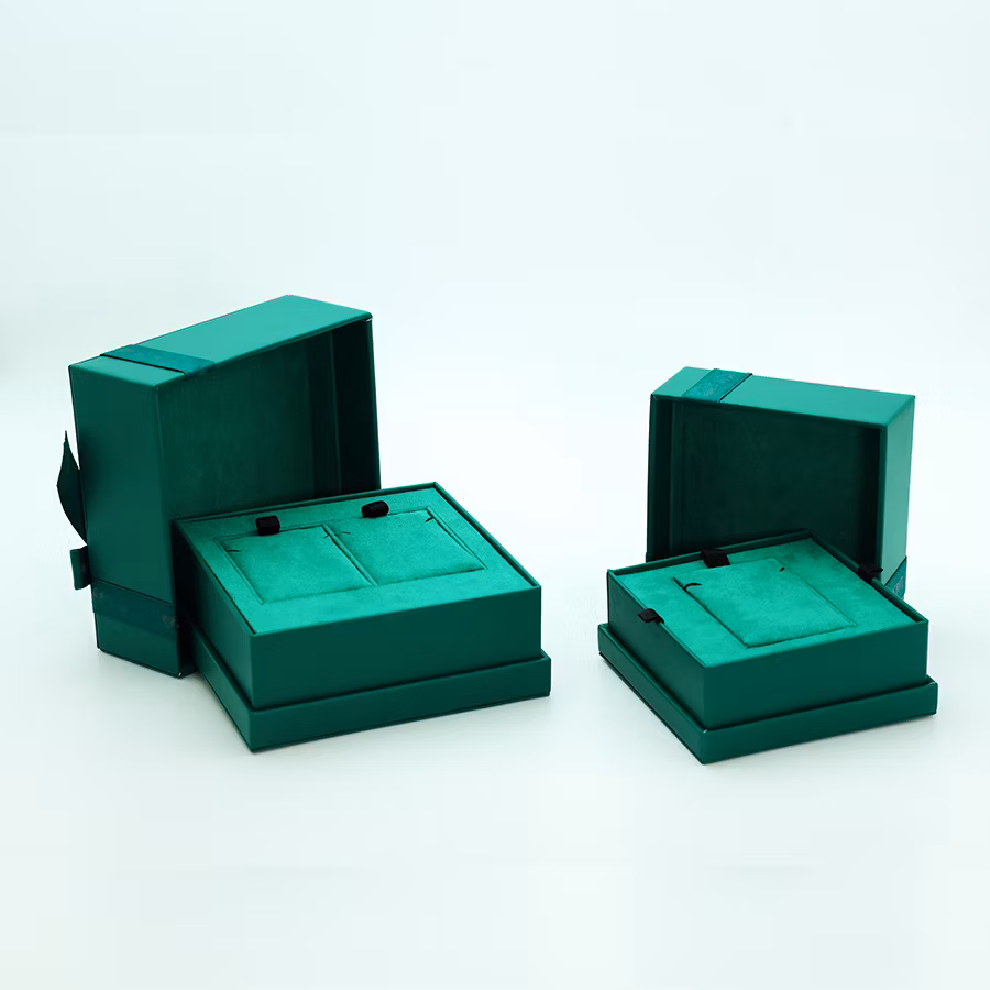 Wholesale Customized Logo Green Jewelry Gift Boxes Ring Bracelet Necklace Pendant Jewelry Set Packaging Paper Gift Box