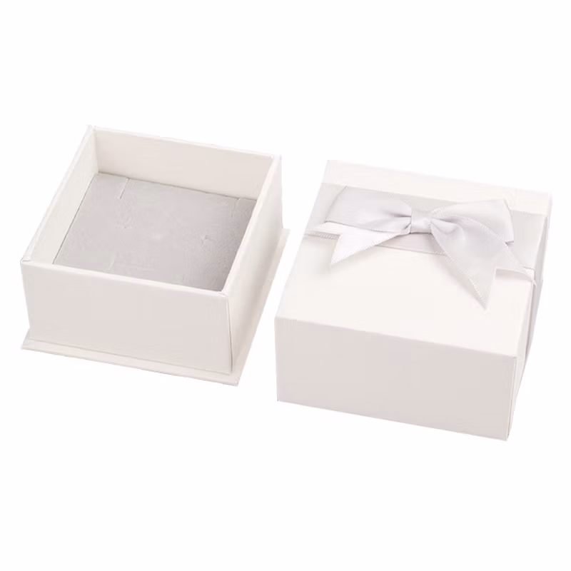 Luxury Printed Custom Logo Lid Base Cardboard Jewelry Jewellery Square Ring/Set/Necklace/Ring/Earrings/Bracelet Paper Packaging Gift Box with Foam EVA Insert
