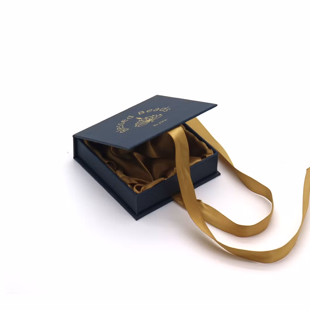 Custom Bracelet Paper Gift Jewelry Packaging Box Earring Necklace Jewellery Ring Packaging Jewelry Box Lid Hinge Base Gift Box with Satin Inside of The Box