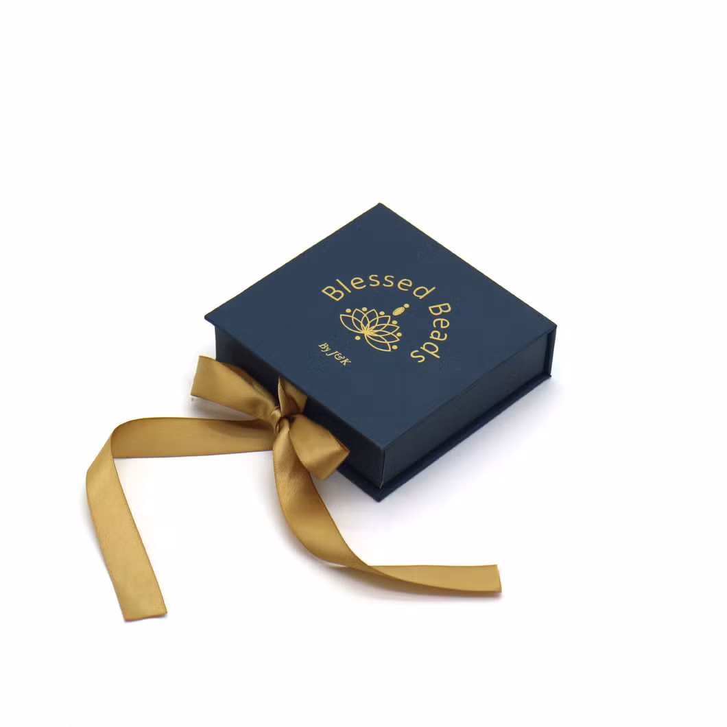 Custom Bracelet Paper Gift Jewelry Packaging Box Earring Necklace Jewellery Ring Packaging Jewelry Box Lid Hinge Base Gift Box with Satin Inside of The Box