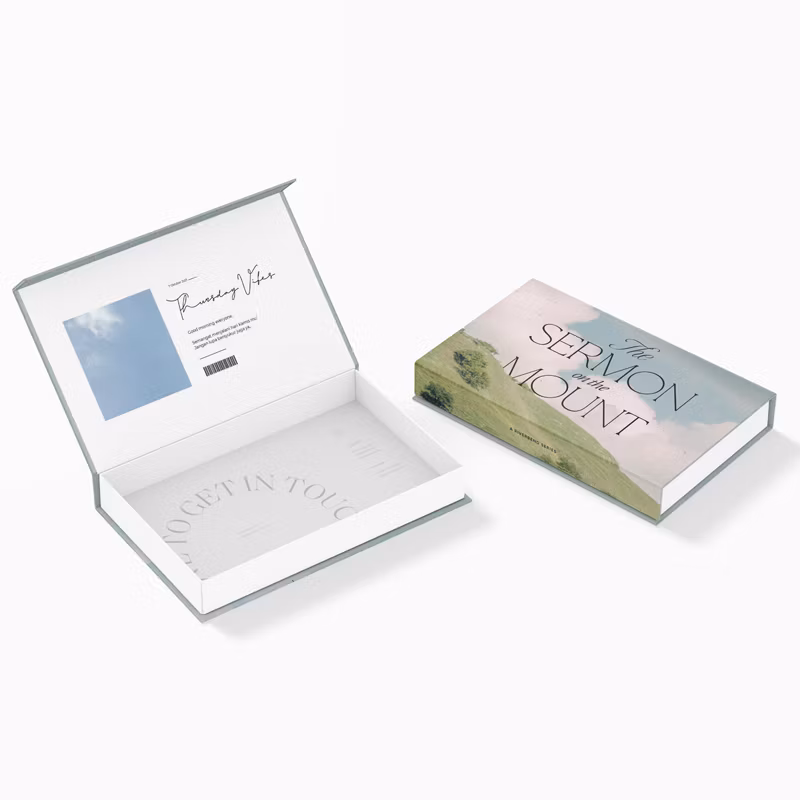 High Quality Cartoon Folding Gift Boxes with Magnetic Lid Hard Cardboard &amp; Rigid Cartoon Magnet Made From Recycled Materials