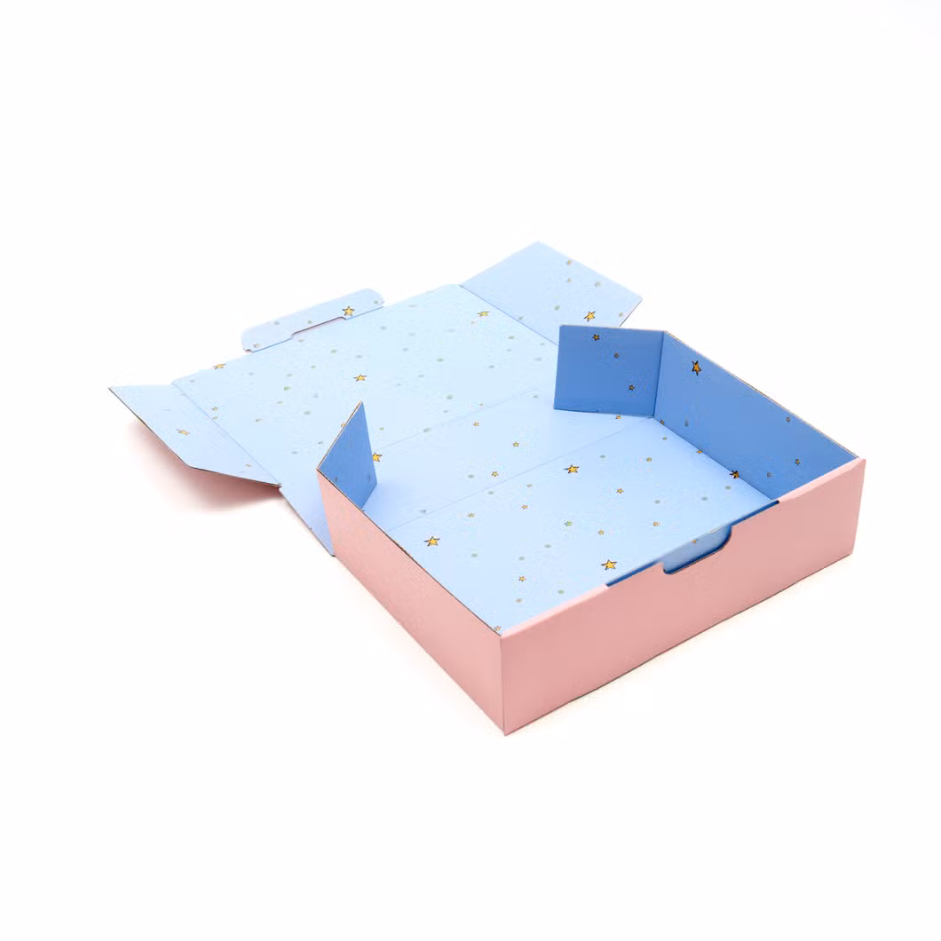 Luxury Paper Rigid White Large Clothing Box Custom Magnetic Closure with Lid Rigid Cardboard Gift Box Packaging
