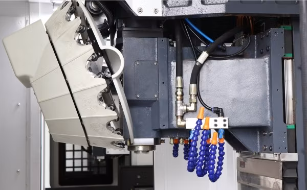 CNC Machine Center Suitable for The Multi-Variety Processing of Complex Parts
