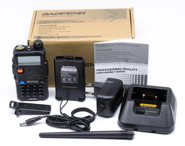 Professional UHF VHF Dual Band Handheld 5W 128 Channels Baofeng UV-5r Two Way Radio