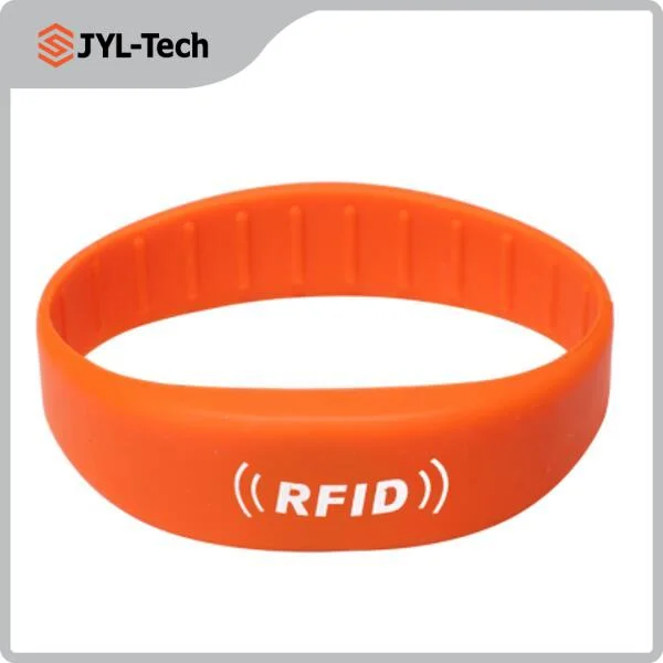 Livestock Tracking Tk4100 Lf Hdx UHF RFID Electronic Animal Ear Tag for Farm Animal Management