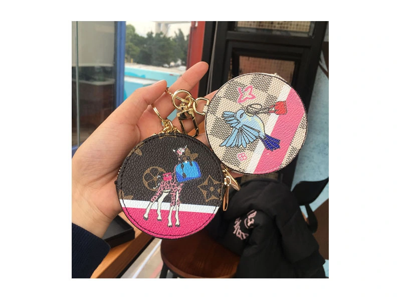 Ea142 Illustre Hollywood Drive Key Holder Initial Women Wholesale Keychain Luxury Purse Leather Charms for Accessories Hand Cute Designer Luxury Bag Charm