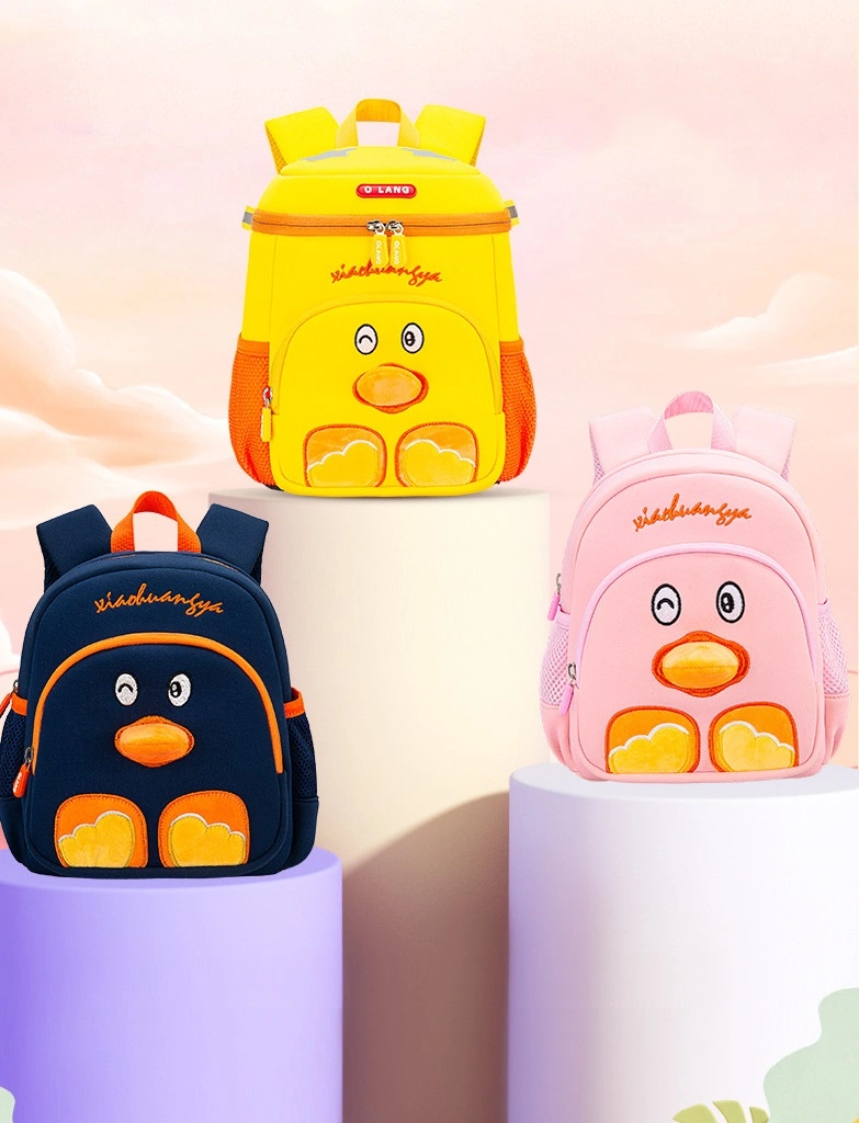 New Fashion Wink Little Yellow Duck Children Backpack Kids Like Outdoor Play Kindergarten Backpack